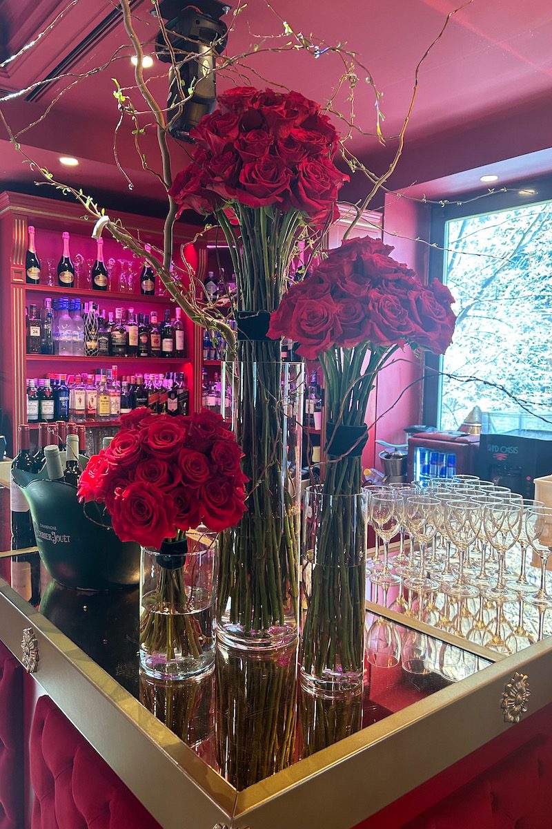 decoracion rosa roja