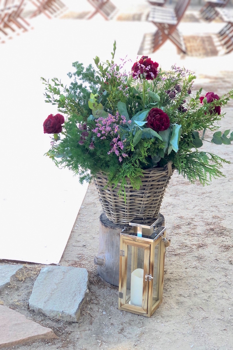 decoracion de camino con flores