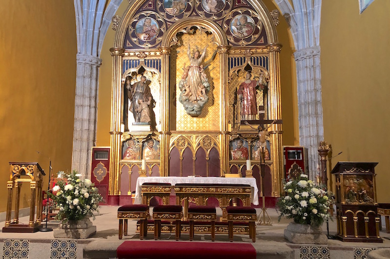 decoracion de iglesia para boda
